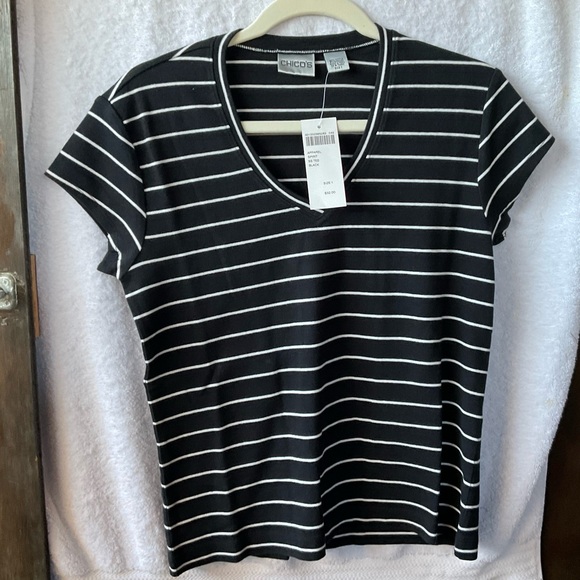 Chico’s Apparel Spirit Short Sleeve Tee Black; NWT; M/8 - Picture 2 of 12